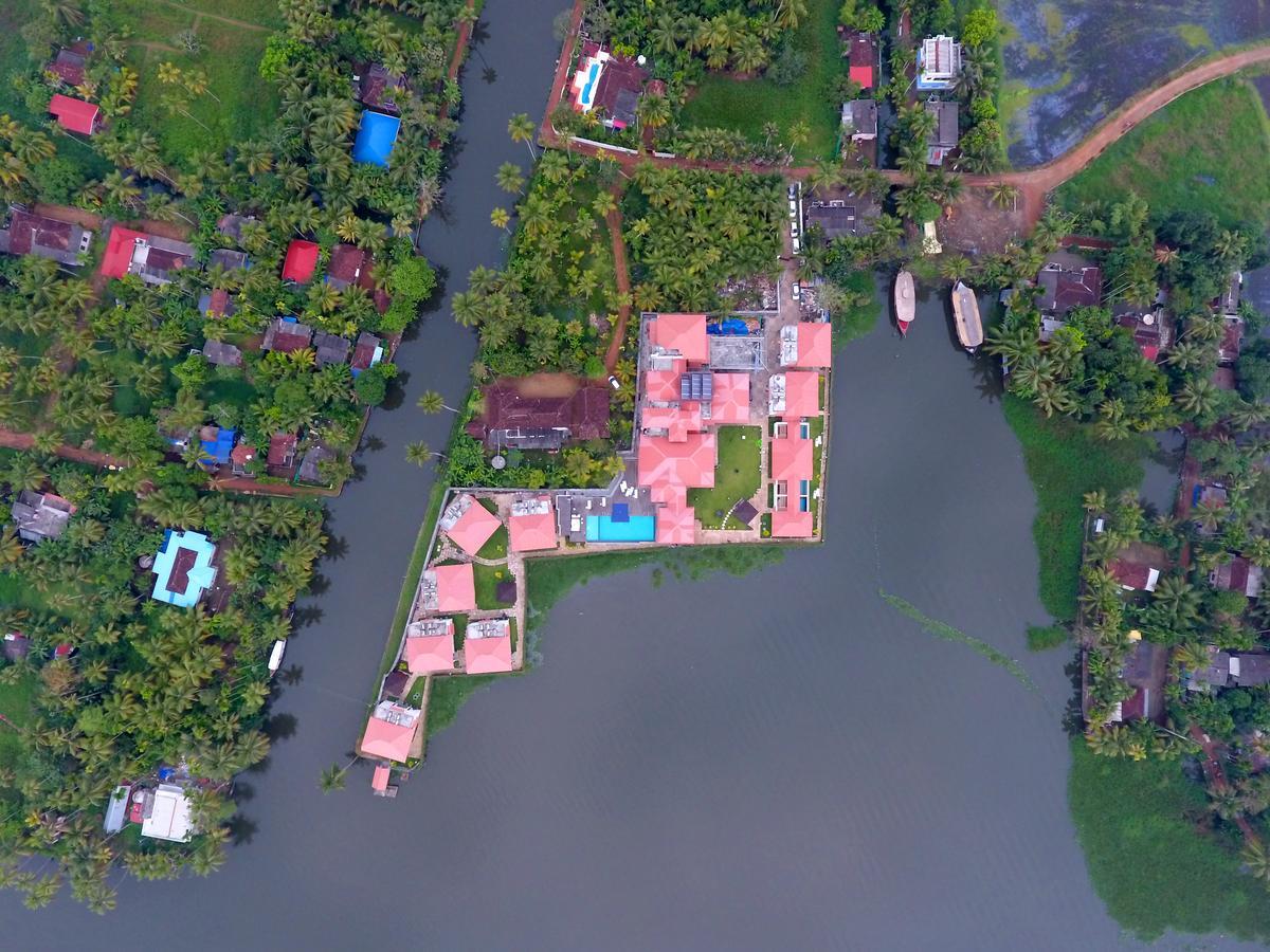 منتجع بالوما باكووتر Alappuzha المظهر الخارجي الصورة